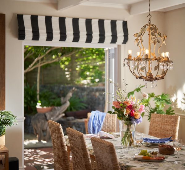 Raw Africa Boutique Collection_Spanish Farm_Guest Lodge_Dining room_01