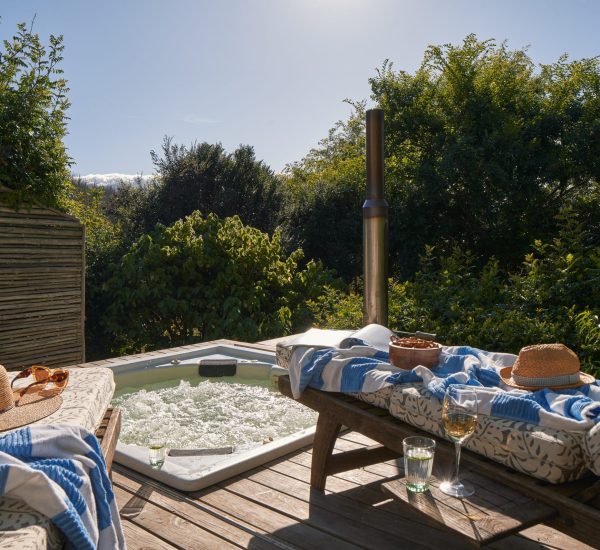 Raw Africa Boutique Collection_Spanish Farm_Rose Cottage_Hot tub